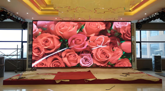 Εσωτερικό Ultra Thin P3 LED Panel με τοποθέτηση στον τοίχο και φωτεινότητα 1200CD